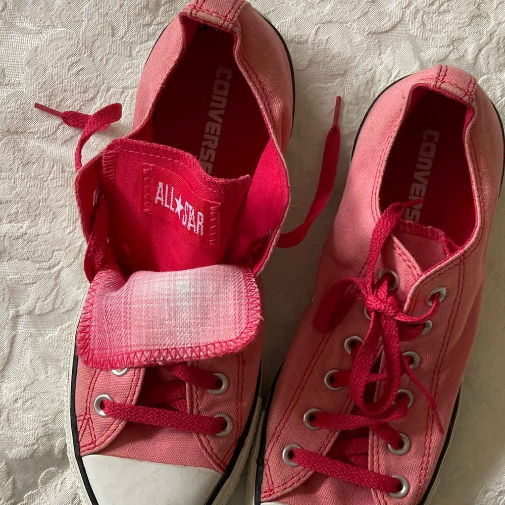 Converse All Star Women's Bright Pink Sneakers 10